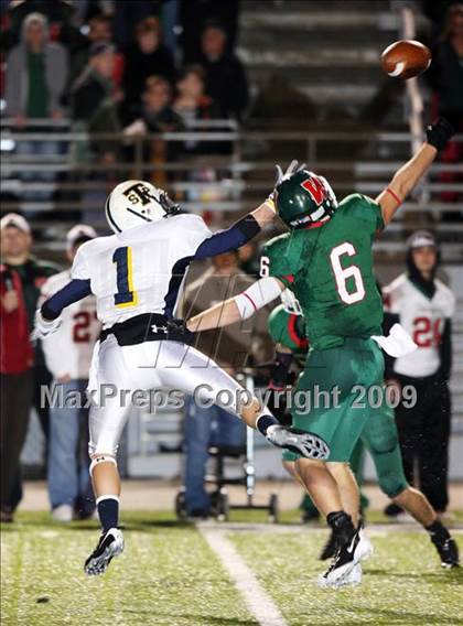 Thumbnail 3 in Stony Point @ The Woodlands (Texas 5A Region II Area Playoffs) photogallery.