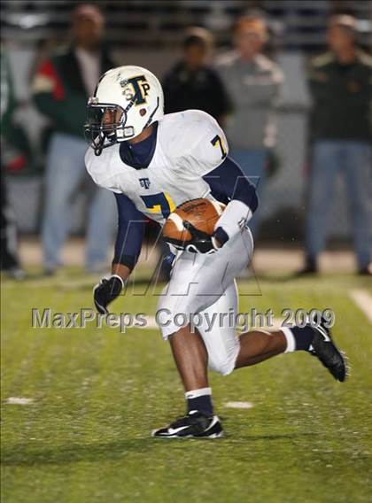 Thumbnail 2 in Stony Point @ The Woodlands (Texas 5A Region II Area Playoffs) photogallery.