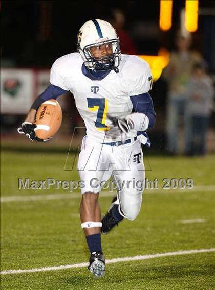 Thumbnail 2 in Stony Point @ The Woodlands (Texas 5A Region II Area Playoffs) photogallery.