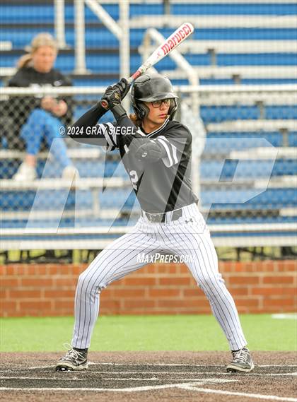 Thumbnail 3 in Norman North @ Deer Creek photogallery.
