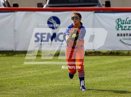 Thumbnail 1 in Auburndale vs Bartow photogallery.