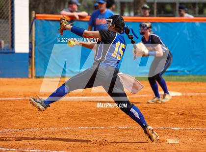Thumbnail 1 in Auburndale vs Bartow photogallery.