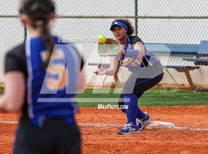 Thumbnail 3 in Auburndale vs Bartow photogallery.