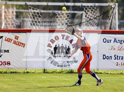 Thumbnail 3 in Auburndale vs Bartow photogallery.