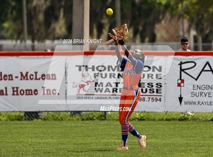 Thumbnail 1 in Auburndale vs Bartow photogallery.