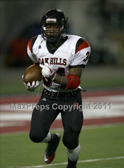 Thumbnail 2 in Oak Hills vs. La Salle (Skyline Chili Crosstown Showdown) photogallery.