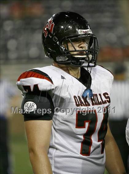 Thumbnail 3 in Oak Hills vs. La Salle (Skyline Chili Crosstown Showdown) photogallery.