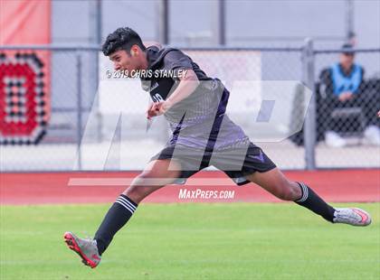 Thumbnail 2 in Camelback vs Valley Vista (Agua Fria Invitational) photogallery.