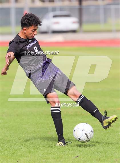 Thumbnail 1 in Camelback vs Valley Vista (Agua Fria Invitational) photogallery.