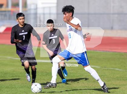 Thumbnail 3 in Camelback vs Valley Vista (Agua Fria Invitational) photogallery.