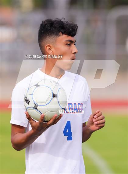 Thumbnail 2 in Camelback vs Valley Vista (Agua Fria Invitational) photogallery.