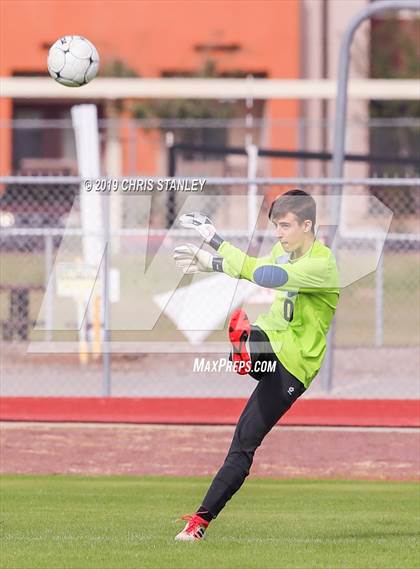 Thumbnail 3 in Camelback vs Valley Vista (Agua Fria Invitational) photogallery.
