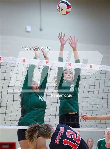 Thumbnail 3 in Green Hill @ Ravenwood photogallery.