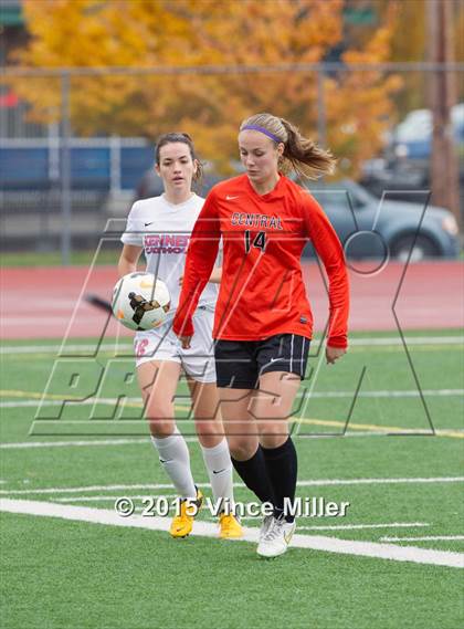 Thumbnail 3 in Central Kitsap vs Kennedy (District 3/4 Third Place) photogallery.