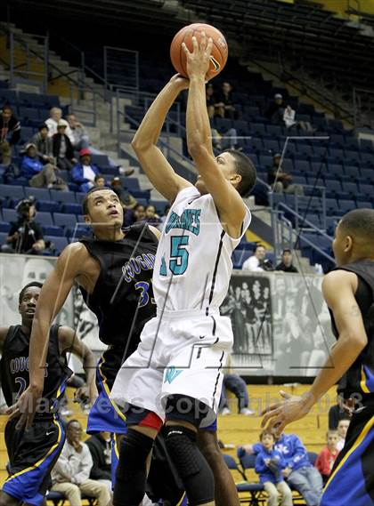 Thumbnail 1 in Deer Valley vs. Newark Memorial (Martin Luther King Classic) photogallery.