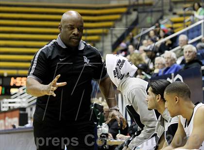 Thumbnail 2 in Deer Valley vs. Newark Memorial (Martin Luther King Classic) photogallery.