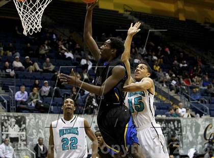 Thumbnail 3 in Deer Valley vs. Newark Memorial (Martin Luther King Classic) photogallery.