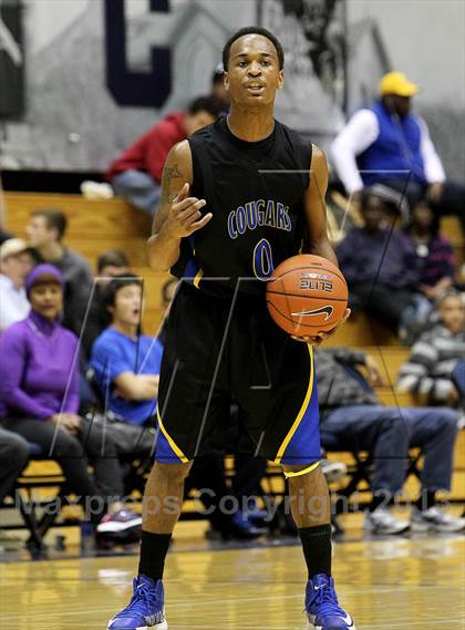 Thumbnail 3 in Deer Valley vs. Newark Memorial (Martin Luther King Classic) photogallery.