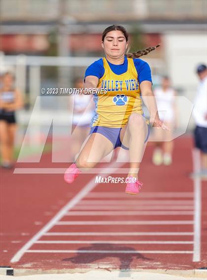 Thumbnail 2 in Robert Spagna LTC Championships photogallery.