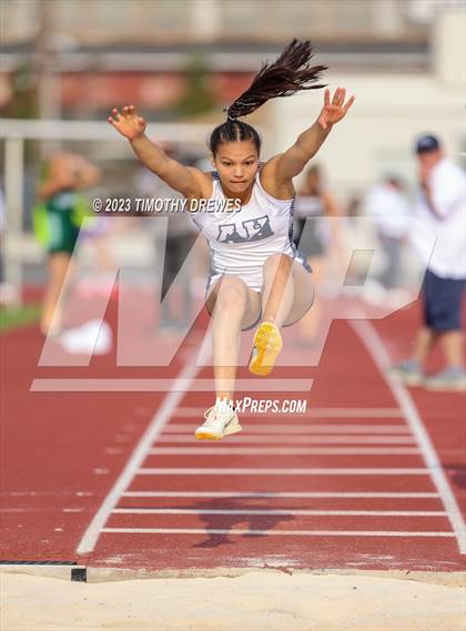 Thumbnail 2 in Robert Spagna LTC Championships photogallery.
