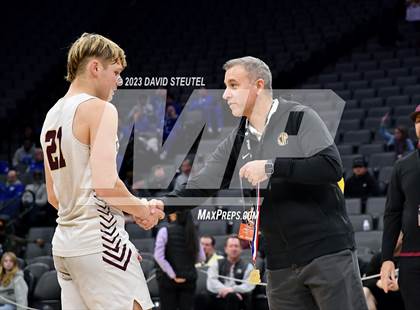 Thumbnail 3 in Lynwood vs. Sierra (CIF State D5 Final) photogallery.