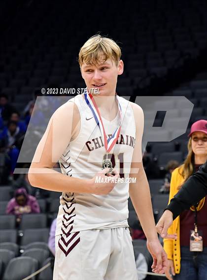 Thumbnail 1 in Lynwood vs. Sierra (CIF State D5 Final) photogallery.