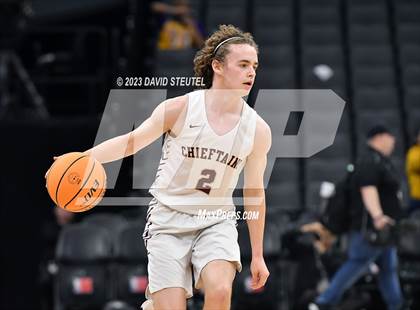 Thumbnail 2 in Lynwood vs. Sierra (CIF State D5 Final) photogallery.
