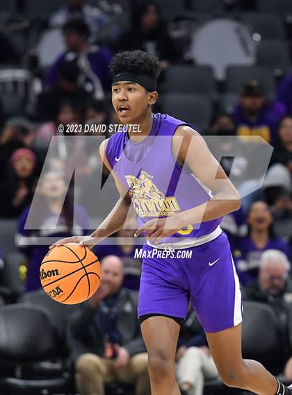 Thumbnail 2 in Lynwood vs. Sierra (CIF State D5 Final) photogallery.