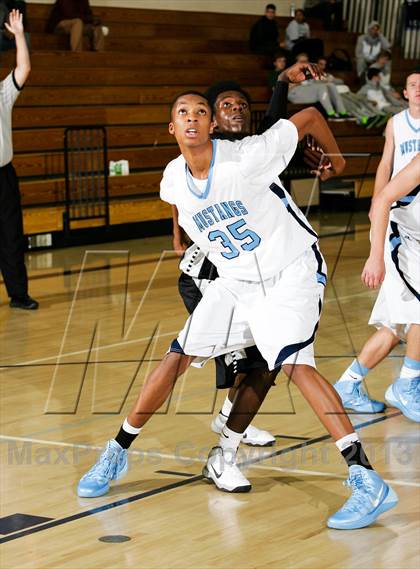 Thumbnail 2 in Montbello vs. Ralston Valley (Ralston Roundup) photogallery.