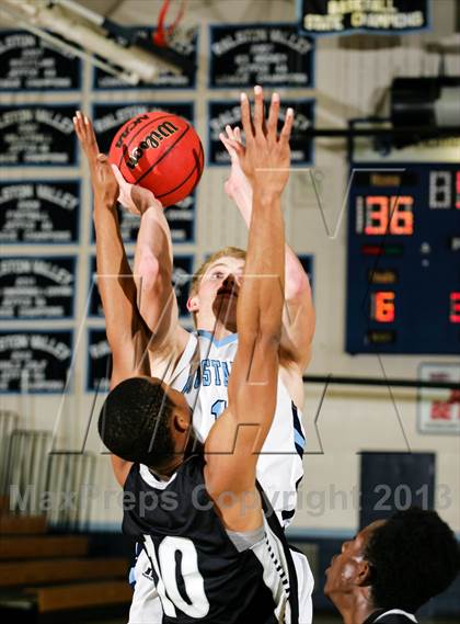 Thumbnail 3 in Montbello vs. Ralston Valley (Ralston Roundup) photogallery.
