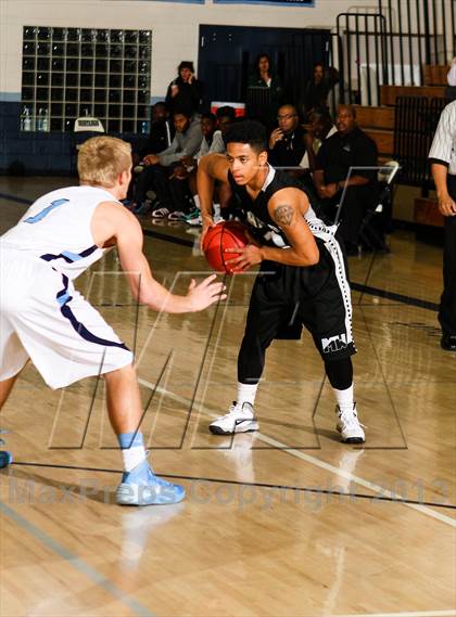 Thumbnail 2 in Montbello vs. Ralston Valley (Ralston Roundup) photogallery.