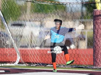 Thumbnail 2 in Wimberley vs. Gateway College Preparatory (UIL 4A Soccer Bi-District) photogallery.