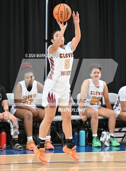 Thumbnail 2 in Ontario Christian vs. Clovis West (Section 7) photogallery.