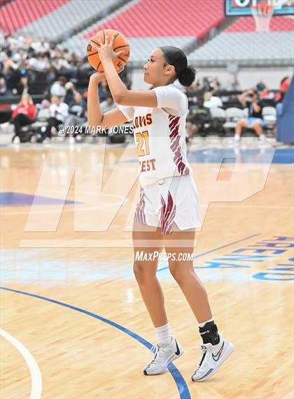 Thumbnail 2 in Ontario Christian vs. Clovis West (Section 7) photogallery.
