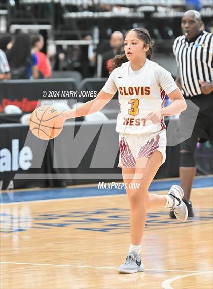 Thumbnail 1 in Ontario Christian vs. Clovis West (Section 7) photogallery.