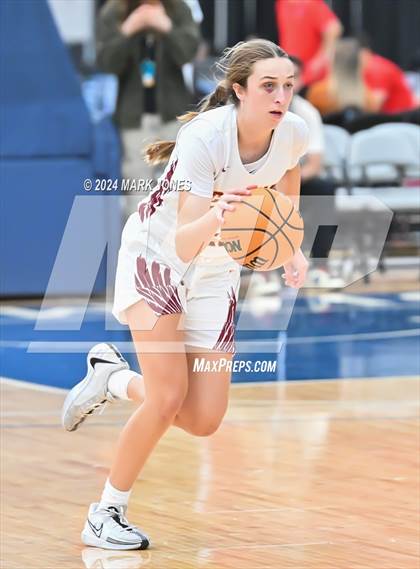 Thumbnail 1 in Ontario Christian vs. Clovis West (Section 7) photogallery.
