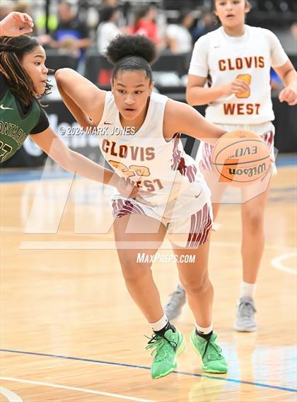 Thumbnail 1 in Ontario Christian vs. Clovis West (Section 7) photogallery.