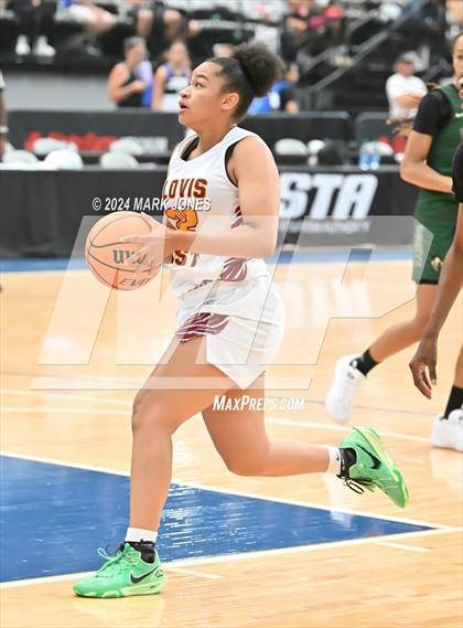Thumbnail 2 in Ontario Christian vs. Clovis West (Section 7) photogallery.