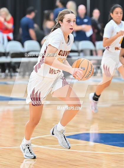 Thumbnail 2 in Ontario Christian vs. Clovis West (Section 7) photogallery.