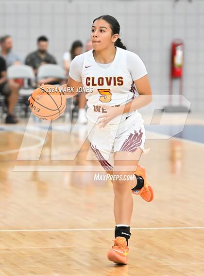 Thumbnail 1 in Ontario Christian vs. Clovis West (Section 7) photogallery.