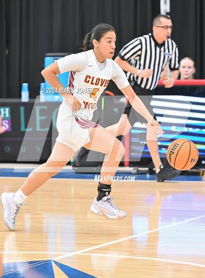 Thumbnail 1 in Ontario Christian vs. Clovis West (Section 7) photogallery.