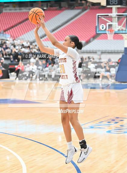 Thumbnail 3 in Ontario Christian vs. Clovis West (Section 7) photogallery.