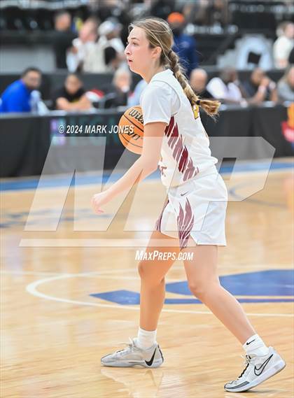 Thumbnail 2 in Ontario Christian vs. Clovis West (Section 7) photogallery.