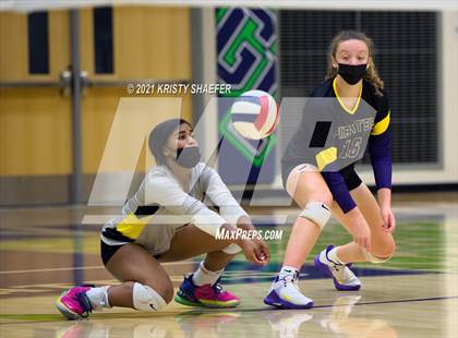 Thumbnail 1 in Corinth Holders vs. Green Level  photogallery.