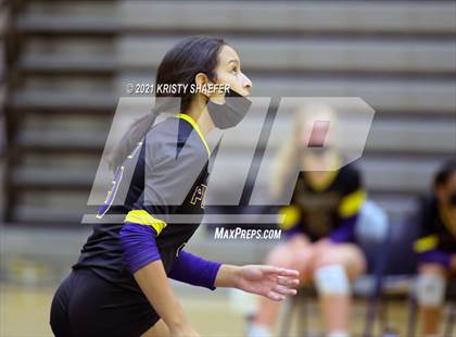 Thumbnail 3 in Corinth Holders vs. Green Level  photogallery.