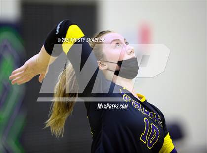 Thumbnail 1 in Corinth Holders vs. Green Level  photogallery.