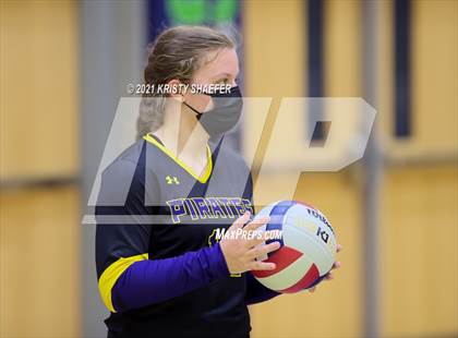 Thumbnail 3 in Corinth Holders vs. Green Level  photogallery.