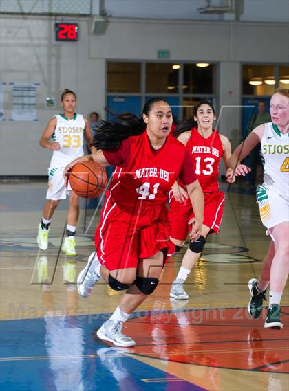 Thumbnail 1 in St. Joseph vs Mater Dei (National Prep Classic) photogallery.