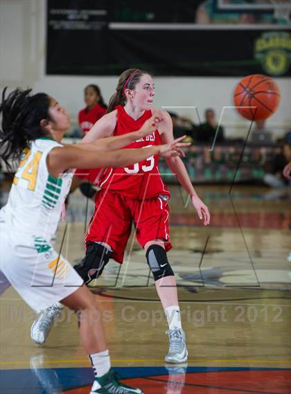Thumbnail 3 in St. Joseph vs Mater Dei (National Prep Classic) photogallery.