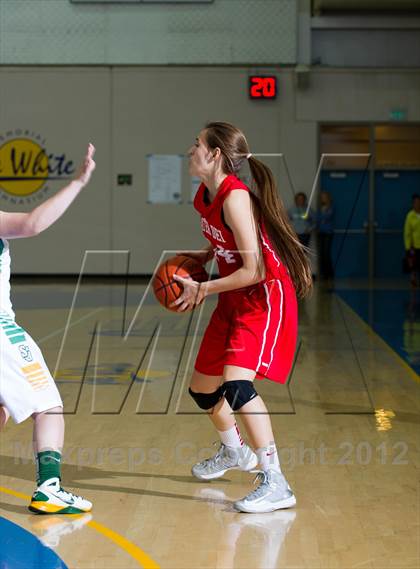 Thumbnail 2 in St. Joseph vs Mater Dei (National Prep Classic) photogallery.